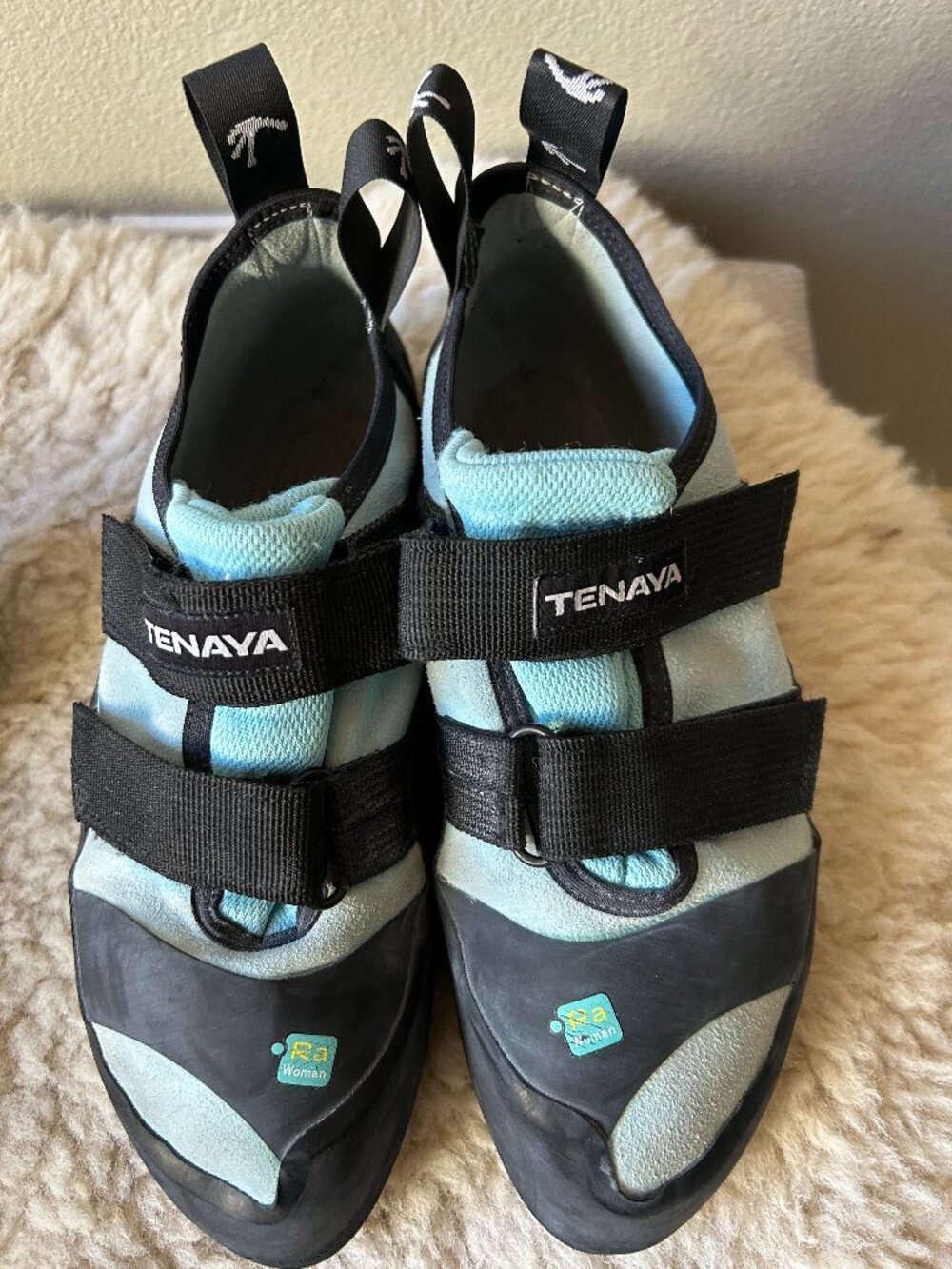 Tenaya RA Light Blue Velcro Rock Climbing Bouldering Shoes Women's 9.5 EU 41.5